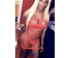 In NewportNews a Sexy 👱🏼‍♀️ Blonde Trans Visting - Image 1