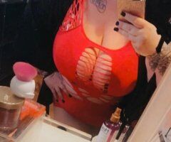 LEAVING SOUTH COUNTY @ 5 HURRY COME SPEND THE DAY WITH THIS BUBBLY SWEET DDD PLAYMATE!! let me suck ur cock till it explodes babe!! safe convenient location SPECIALS: $45 bj//$75 prost.mass w/ bj // $85 QV// $115 HH// $235 SISSY PLAY HOUR - Image 2