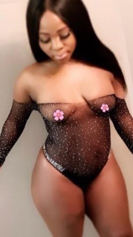 INCALL special be 🍫🍫🔆 SExii ebony ‍🔥 5'0 and sexy - 1