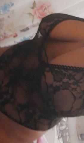 THICK AMAZON SQUIRTER AVAILABLE NOW INCALLS ONLY NO LOW BALLERS - 1