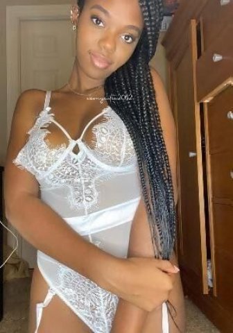 🤑Petite Playful Educated Sweetheart Filled with Spice Ready for Out/Incall 👙 - 4