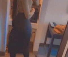 Harrisburg female escort - checkout at 12! cum see me now