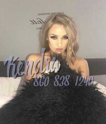 BACK IN TOWN ADMIRERS UPSCALE 5🌟🌟🌟🌟🌟 BRAZILIAN BLONDE BOMBSHELL - 8