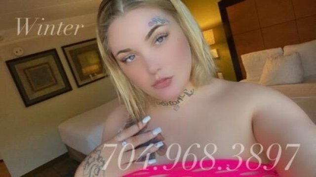 ✨✨NEW!!🤩💕✨Upscale BLONDE Playmate💕🐰🌸SLIPPERY WHEN WET✨UP 24/7📲✔ - 2