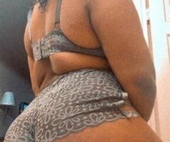 Chicago female escort - Sexy Thick Ebony Near You Available 24/7
