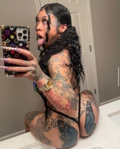 🥀SNAPCHAT: biggkaay22 Text me I’ll be waiting💋💋 No PIMPS No DRAMA No GAMES Bad Energy Off,, POSITIVE VIBES ONLY ✅!!! I do sell my hot video too 😍💋 💯 - 1