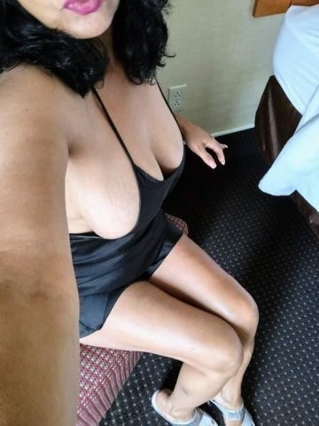 🌹Bella 50♀️Danbury IN CALL 🤙 120🌹 out calls available 🚙 - 6