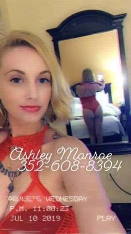 Orlando's favorite blonde GFE escort - 1