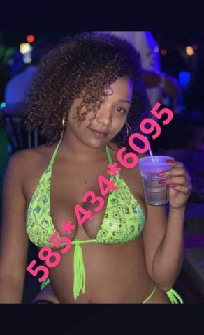 Ask about my Specials ! Londyn here visiting ??? - 1