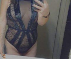 Indianapolis escorts - NEW Here So Be NICE Boys :)