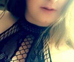 Romulus escorts - Hi I'm Molly Here visiting for couple days !!!!!!