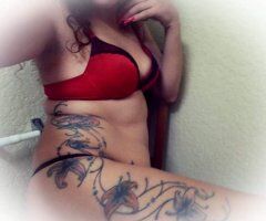 South Jersey escorts - WKandi is back cum taste how sweet i can be 856-285-5049