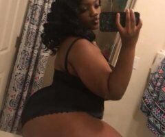 pretty thick and sexy ??tight and juicy? - Image 3
