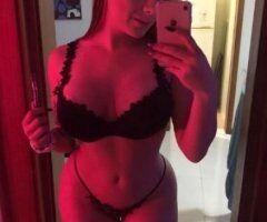 Sexy latina looking for fun - Image 4