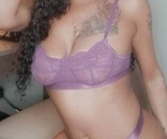 Visiting for 1 Night only! Drippin wett ? Hottie? - Image 3