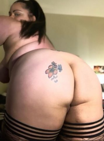 Sexy bbw here for your enjoyment - 1