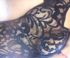 Colorado Springs escorts - Let me rub you down && massage all your troubles away(;