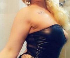 Fort Worth escorts - early bird gets the Worm blonde bombshell🥰🥰 INCALLS /OUTCALLS YOUR Canadian snow bunny ready to please