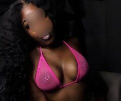 Sacramento escorts - Chocolate covered strawberry ready to be filled with cream 💦👅 SUPER TIGHT SUPER FRESH💦 Start your day off right daddy 👅